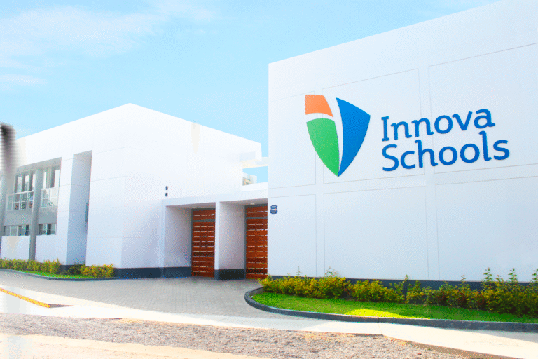 fachada-innova-schools